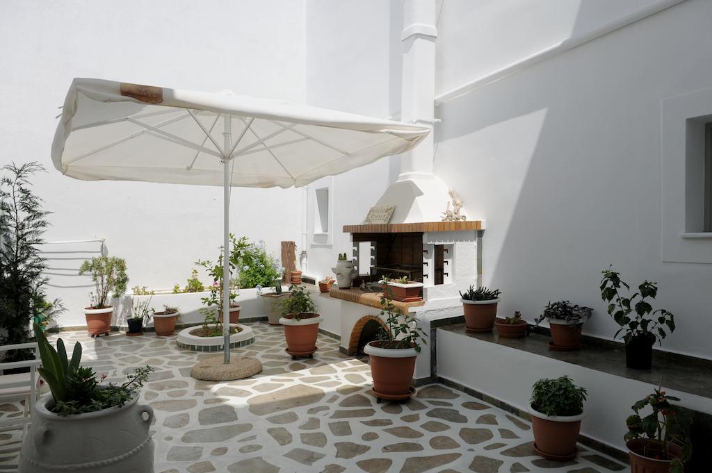 Ostria Studios Adámas Extérieur photo